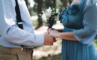 Styliser une tenue de mariage chic