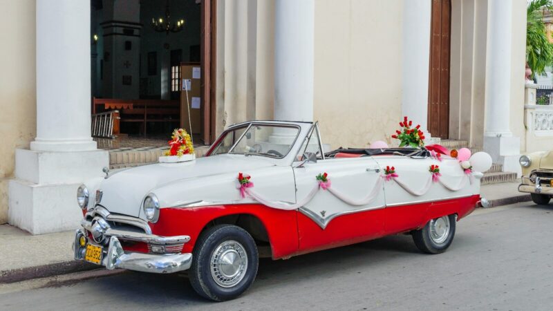 Des alternatives originales à la voiture traditionnelle pour un mariage inoubliable