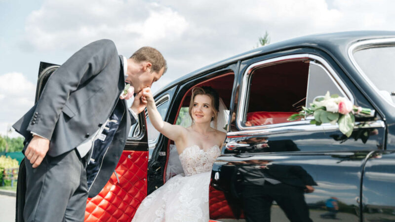 Mariage urbain : choisir une voiture adaptée à la ville
