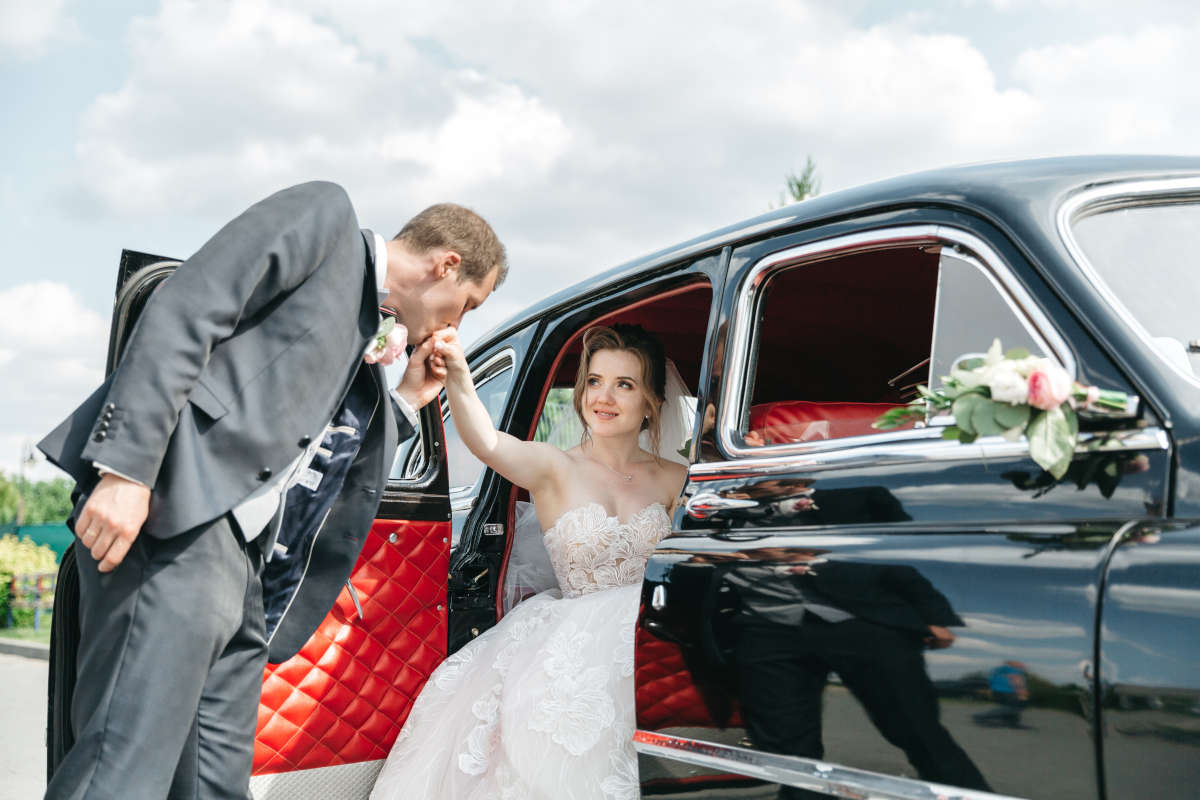 Mariage urbain : choisir une voiture adaptée à la ville