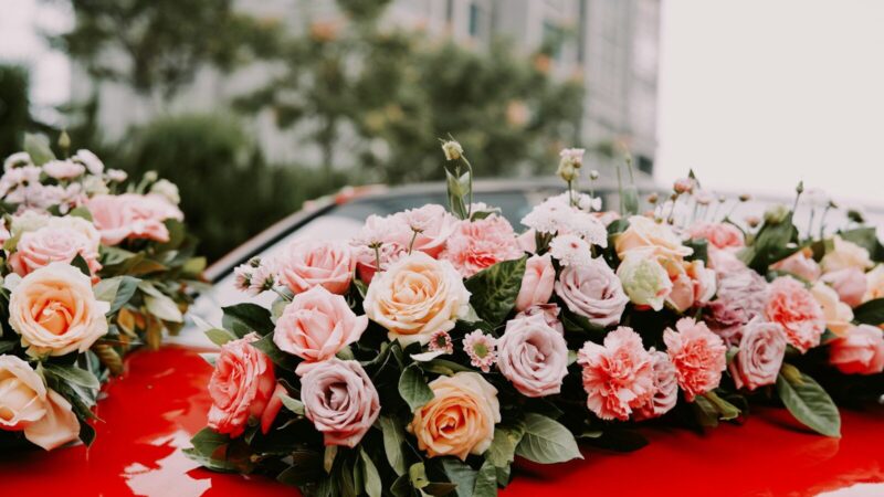 Décorer une voiture de mariage sans abîmer la carrosserie : astuces et conseils pratiques