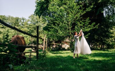 Mariage en plein air : décorer un bassin de jardin